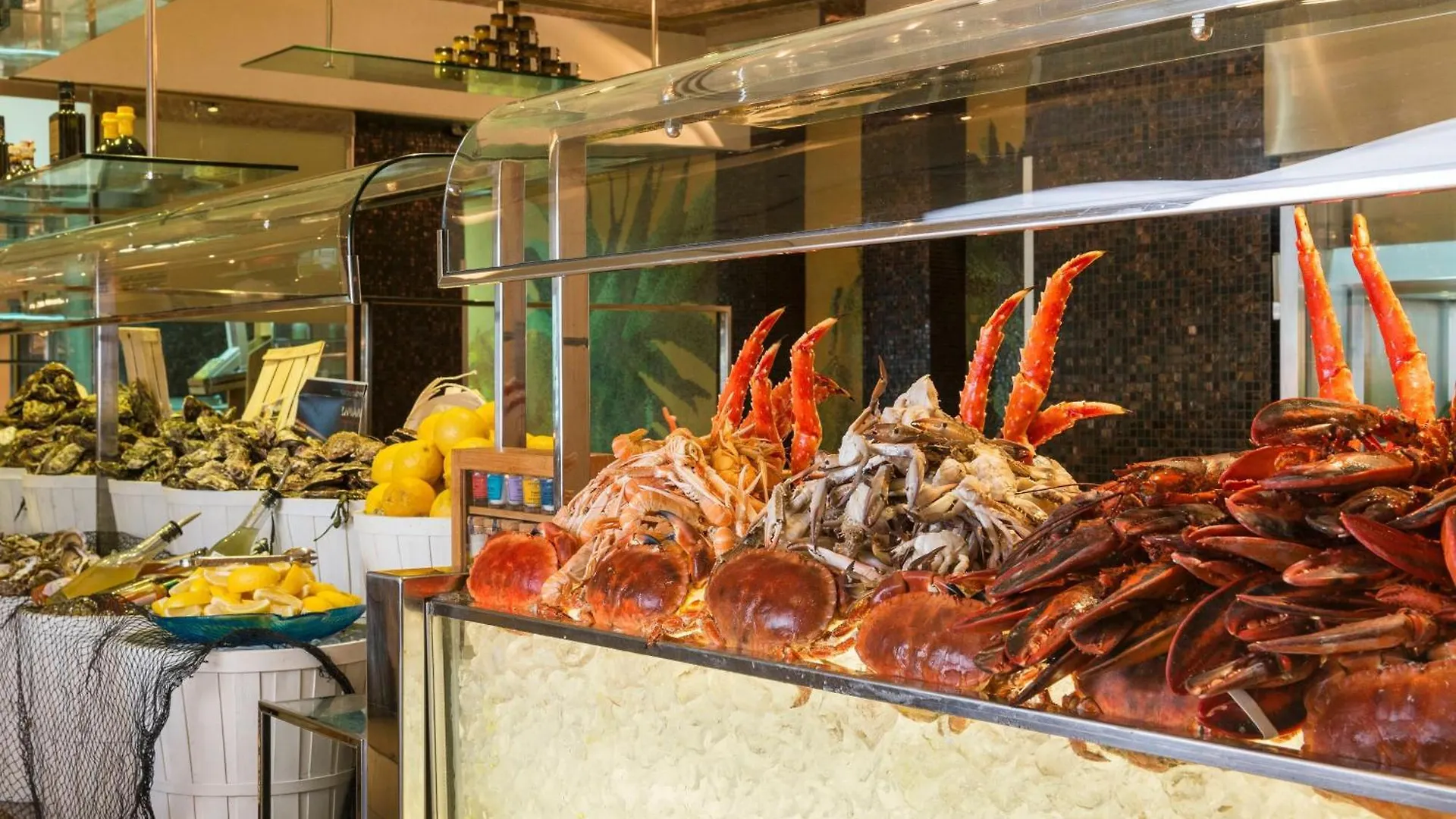 The Westin Dubai Mina Seyahi Beach Resort And Waterpark 5*,